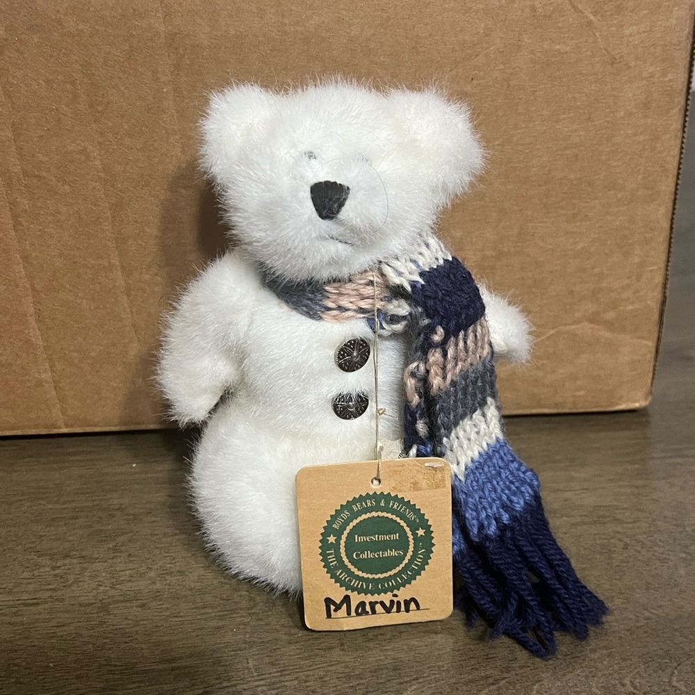 Snowman plush bear, Boyd’s Bears 7” collector bear